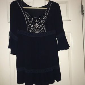 Jodifl Beautiful Navy Top
